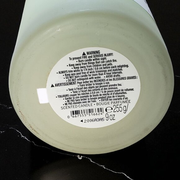 🆕Victoria’s Secret Cucumber & Green Tea Single Wick Candle - Picture 3 of 4